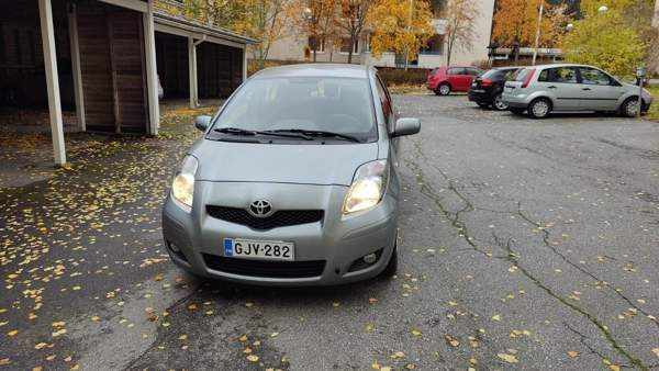 Toyota Yaris Lapinlahti - valokuva 2