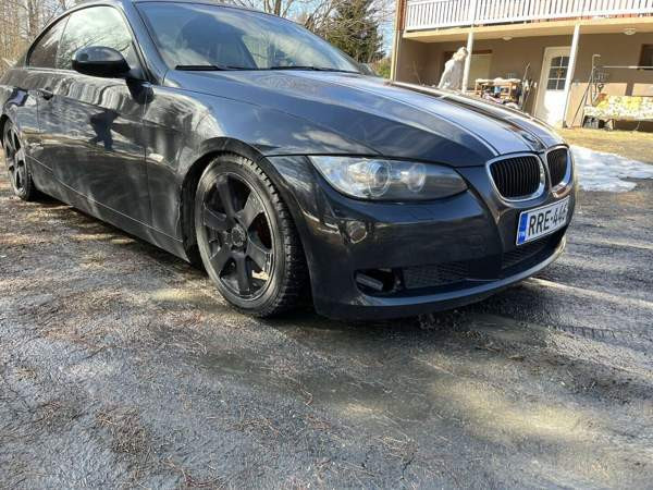 BMW 320 Leppävirta - valokuva 1