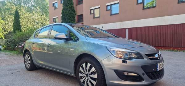 Opel Astra Espoo - valokuva 1