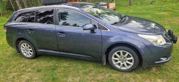 Toyota Avensis Sodankylä - valokuva 2