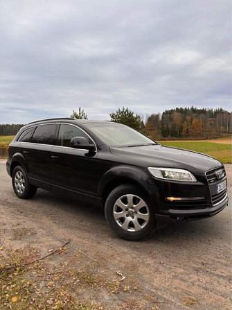 Audi Q7 Sarov - valokuva 3