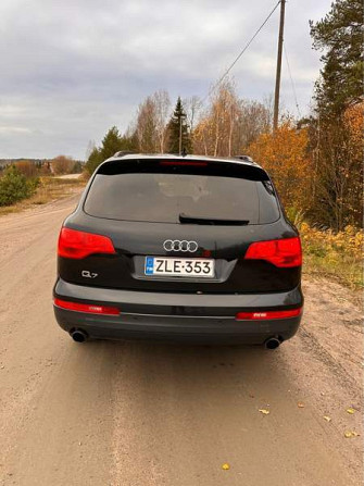 Audi Q7 Sarov - valokuva 5