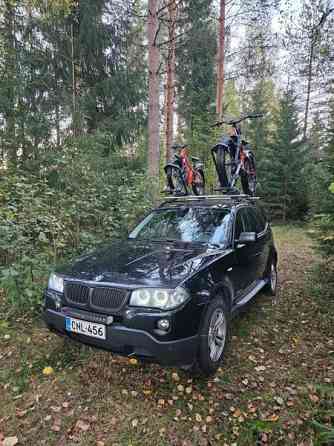 BMW X3 Холлола