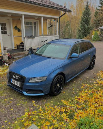 Audi A4 Maentsaelae - valokuva 1