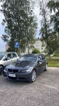 BMW 330 Taksimo