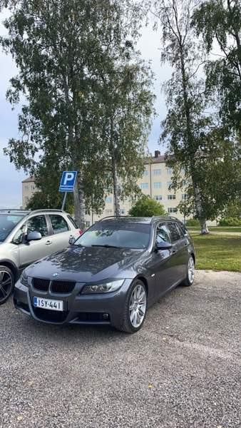 BMW 330 Таксимо - изображение 2