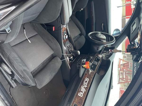 BMW 330 Таксимо - изображение 7