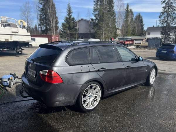 BMW 330 Таксимо - изображение 4