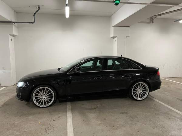 Audi A4 Sredneuralsk - valokuva 3