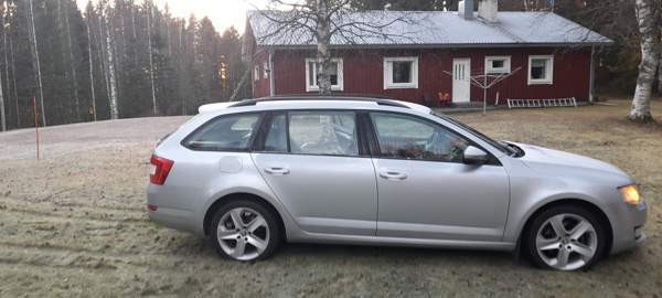 Skoda Octavia Juuka - valokuva 1