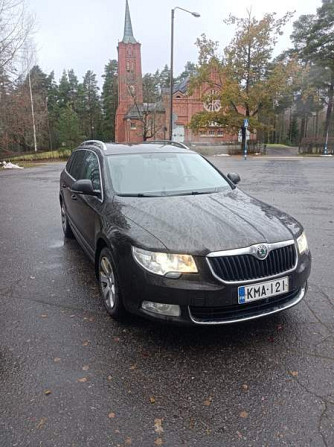 Skoda Superb Tampere - valokuva 7