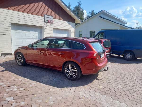 Volvo V60 Рованиеми - изображение 2