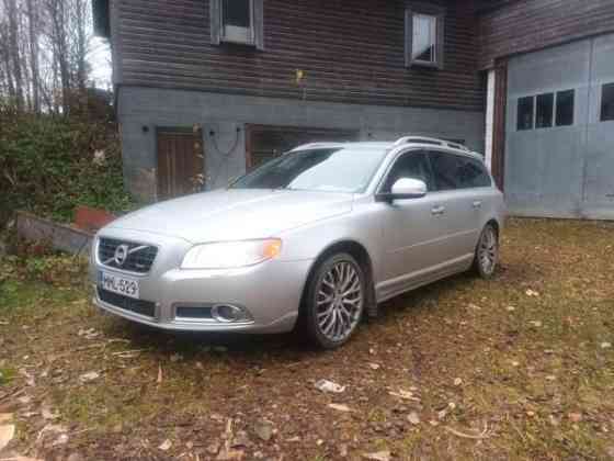 Volvo V70 Macau