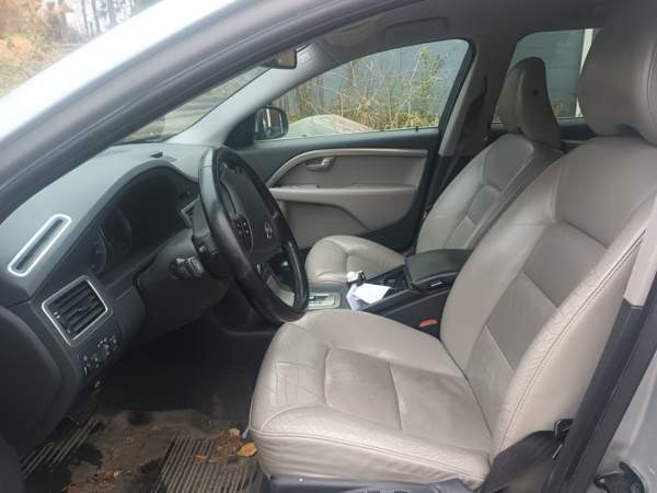 Volvo V70 Macau – foto 7