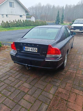 Volvo S60 Nurmijaervi - valokuva 2