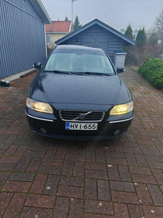 Volvo S60 Nurmijaervi - valokuva 3