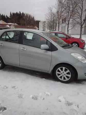 Toyota Yaris Турткуль