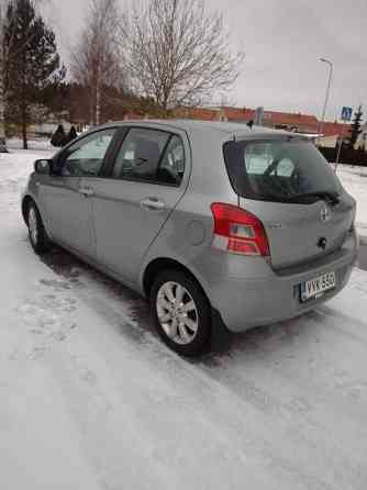 Toyota Yaris Турткуль