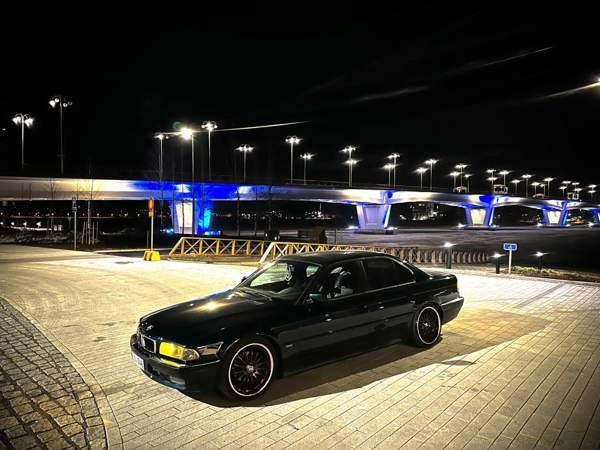 BMW 740 Jyvaeskylae - valokuva 1