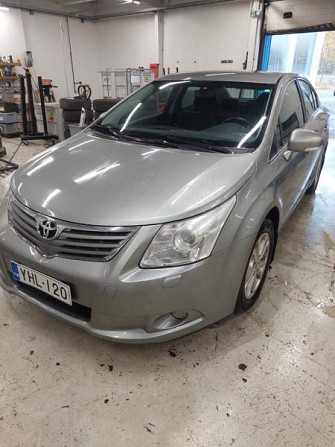 Toyota Avensis Оулу - изображение 1