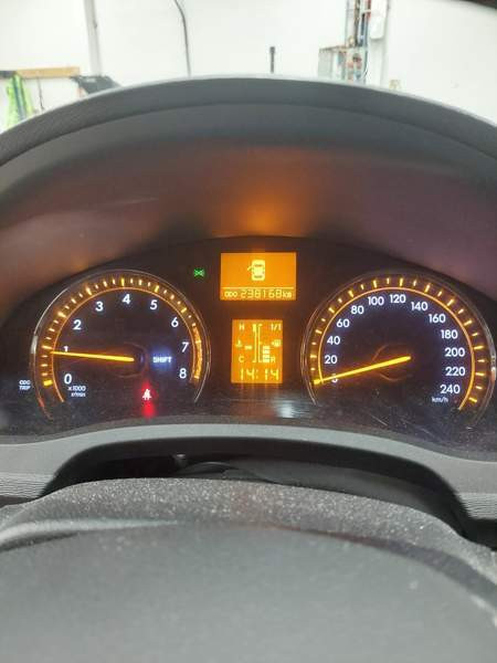 Toyota Avensis Oulu - valokuva 5