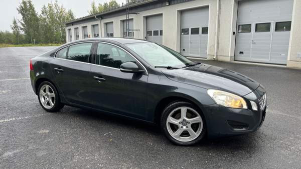 Volvo S60 Jyvaeskylae - photo 2