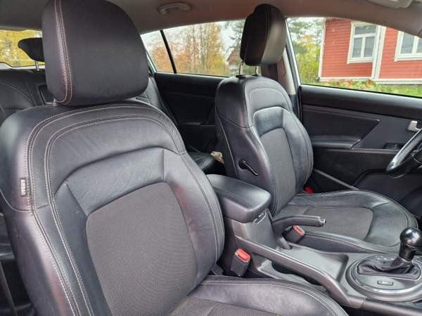 Kia Sportage Alavus - valokuva 7