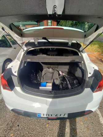 Opel Astra Vantaa - photo 4