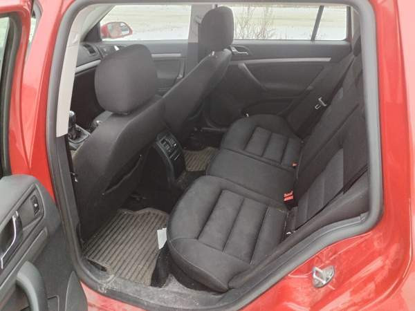 Skoda Octavia Luga - valokuva 8