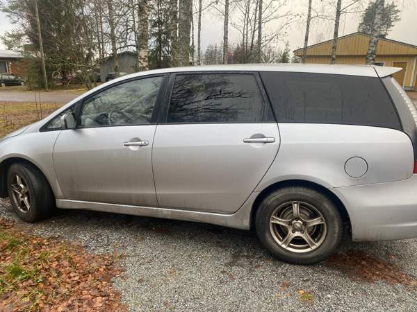 Mitsubishi Grandis Ylöjärvi - valokuva 1