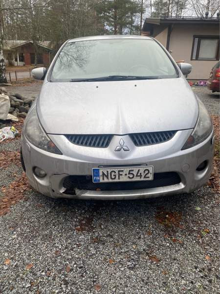 Mitsubishi Grandis Ylöjärvi - valokuva 4