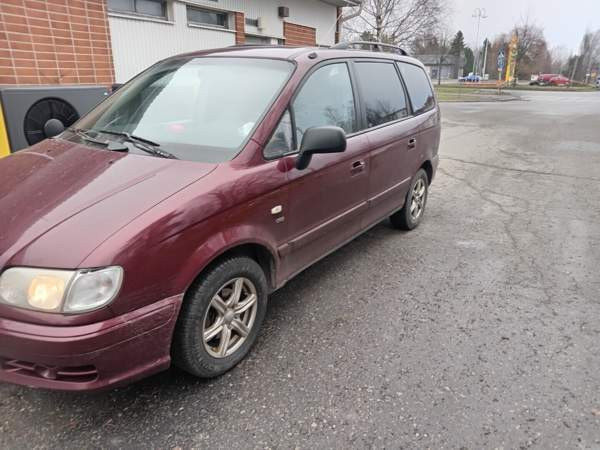Hyundai Trajet Хямеэнлинна - изображение 2