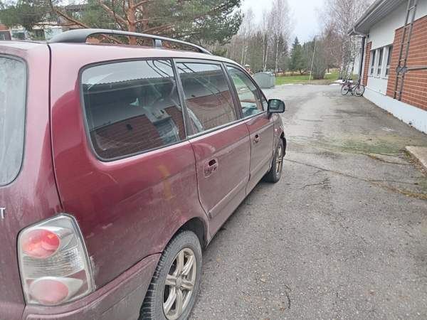 Hyundai Trajet Хямеэнлинна - изображение 4