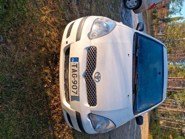 Toyota Yaris Куусамо - изображение 4
