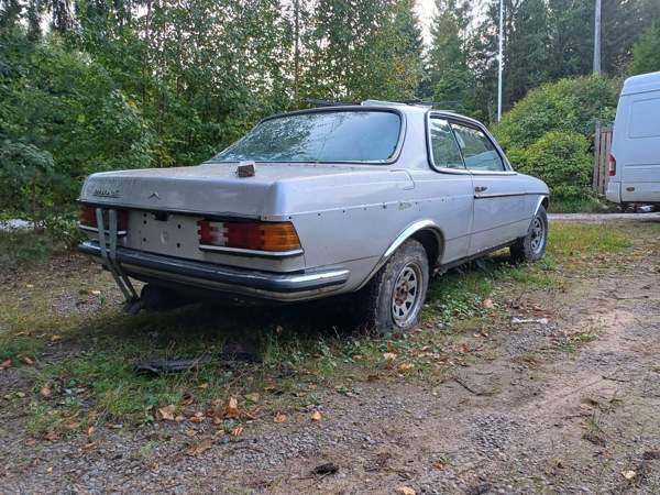 Mercedes-Benz 280 Jyväskylä - valokuva 8