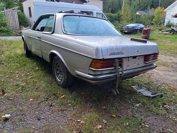 Mercedes-Benz 280 Jyväskylä - valokuva 3