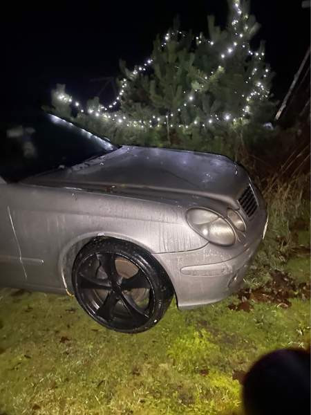 Mercedes-Benz E Kuopio - valokuva 3