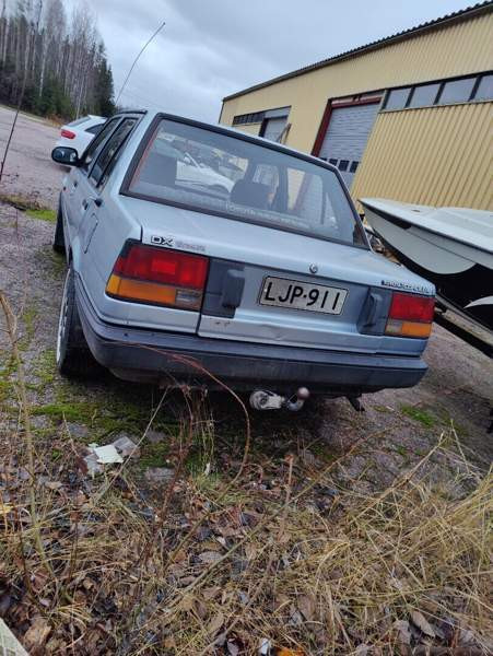 Toyota Corolla Lovisa - valokuva 4