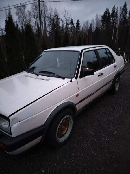 Volkswagen Jetta Sarov - valokuva 3