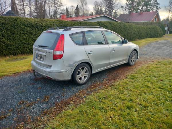 Hyundai i30 Mänttä-Vilppula - valokuva 2