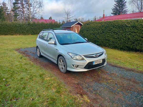Hyundai i30 Mänttä-Vilppula - valokuva 1