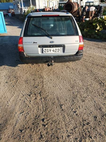 Ford Escort Laihia – foto 6