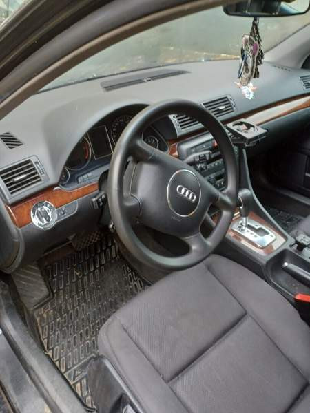 Audi A4 Чукотский АО - изображение 2