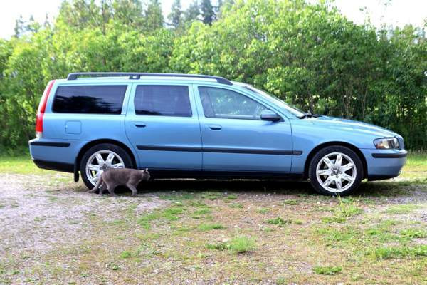 Volvo V70 Macau - valokuva 1