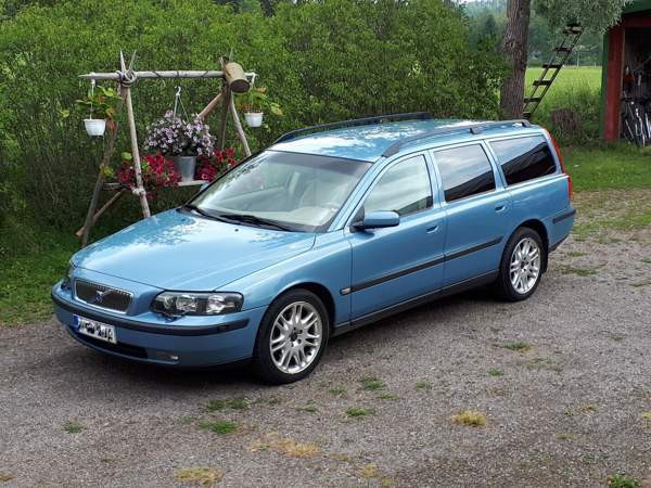 Volvo V70 Macau - valokuva 2