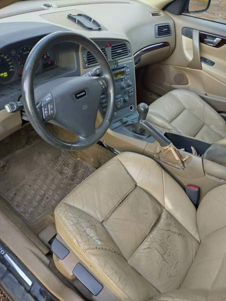 Volvo S60 As Salamiyah - valokuva 4