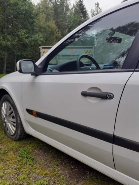 Renault Laguna Macau - valokuva 8