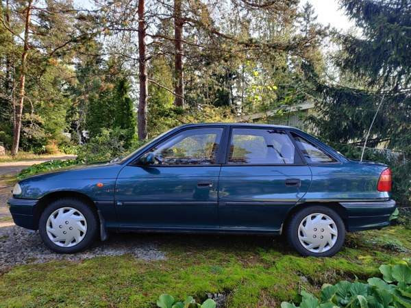 Opel Astra Каарина - изображение 5