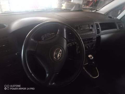 Toyota Corolla Verso Turtkul - valokuva 3