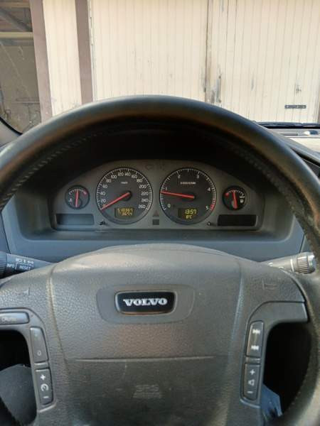 Volvo V70 Йоэнсуу - изображение 5